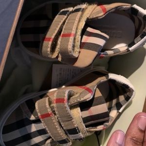 Infant Burberry shoes